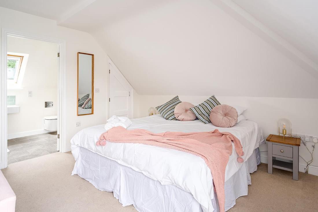 Spacious 2 Bedroom House With Stunning Views Bath Exterior foto